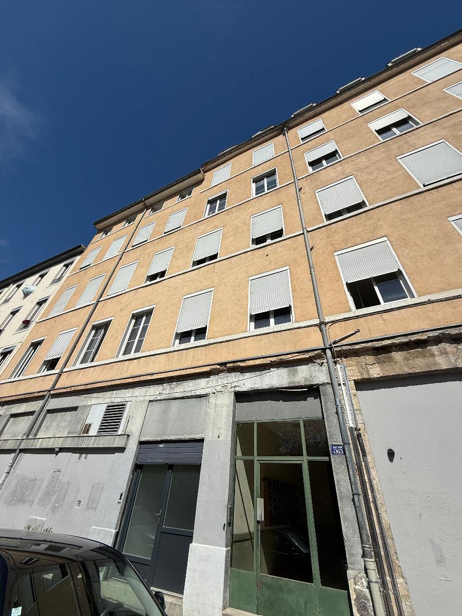 appartement 2 pièces - LYON